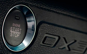 SUV Ambacar Soueast DX3 con botón de encendido