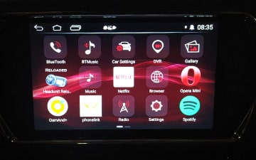 SUV Ambacar con diseño italiano Soueast DX3 con pantalla Android
